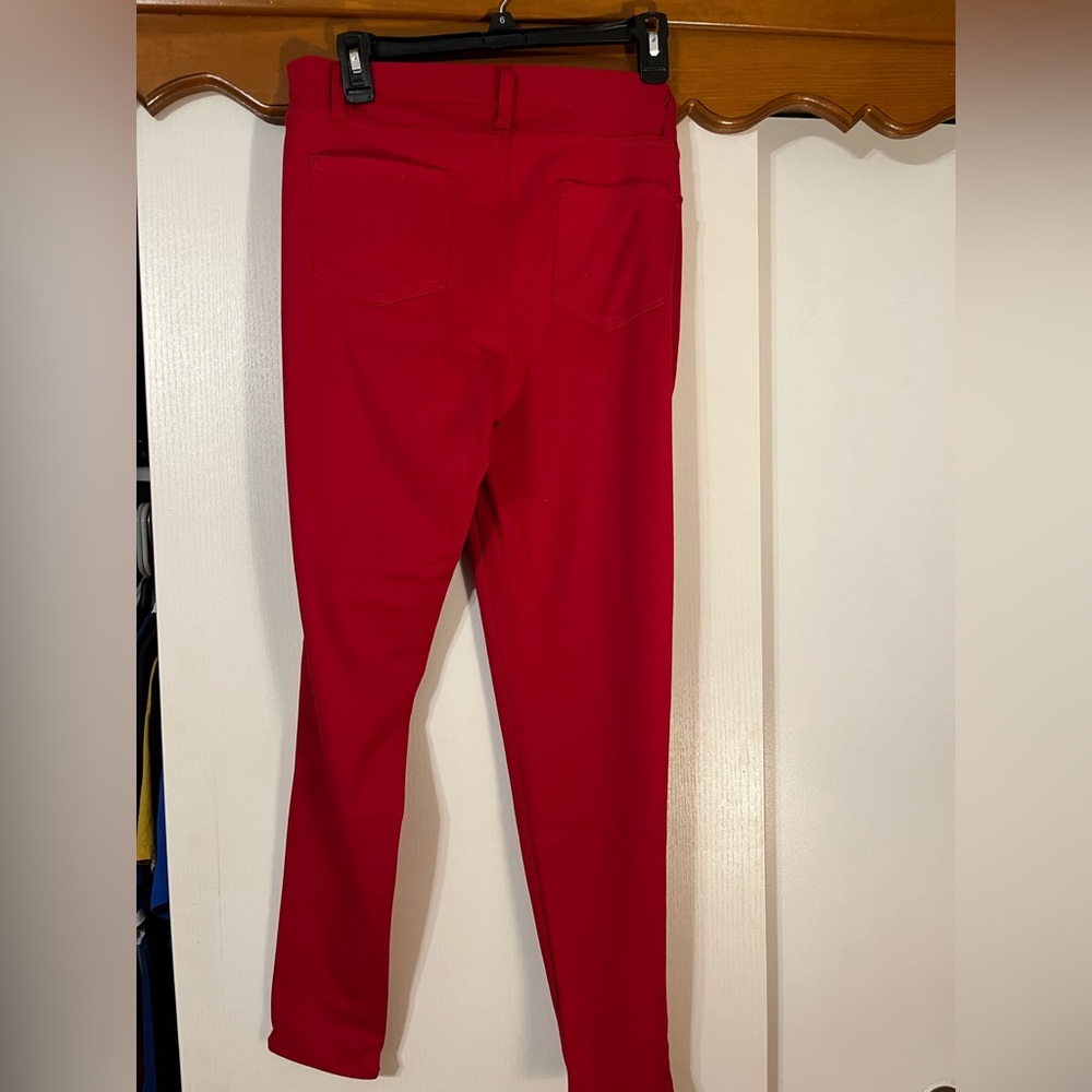 Red jeggings